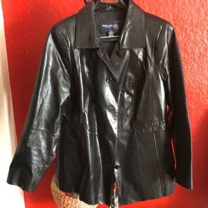Venezia Black Leather women’s coat.